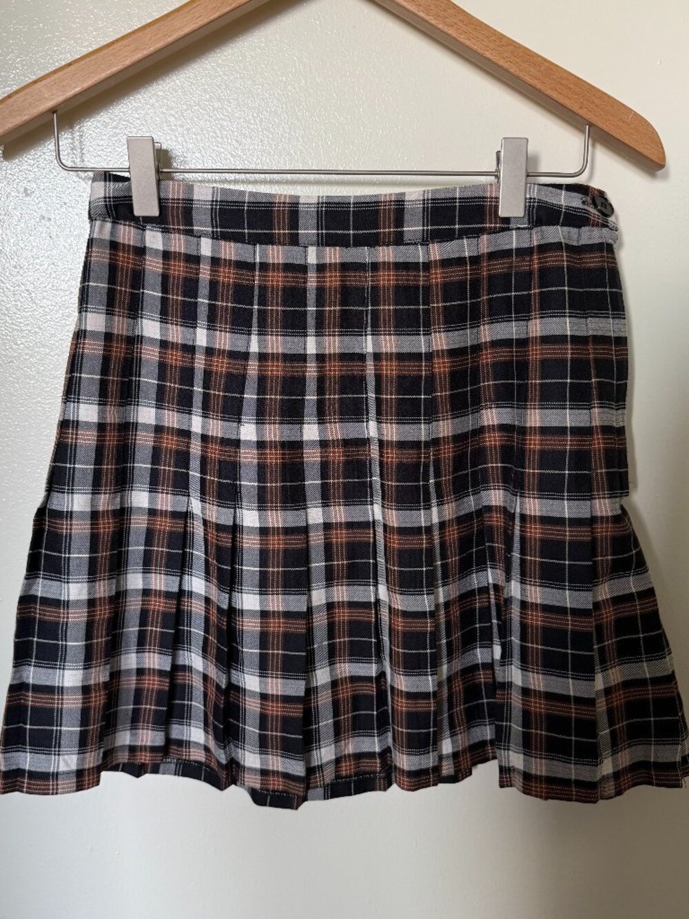 Urban Outfitters Brown Plaid Pleated Mini Skirt S